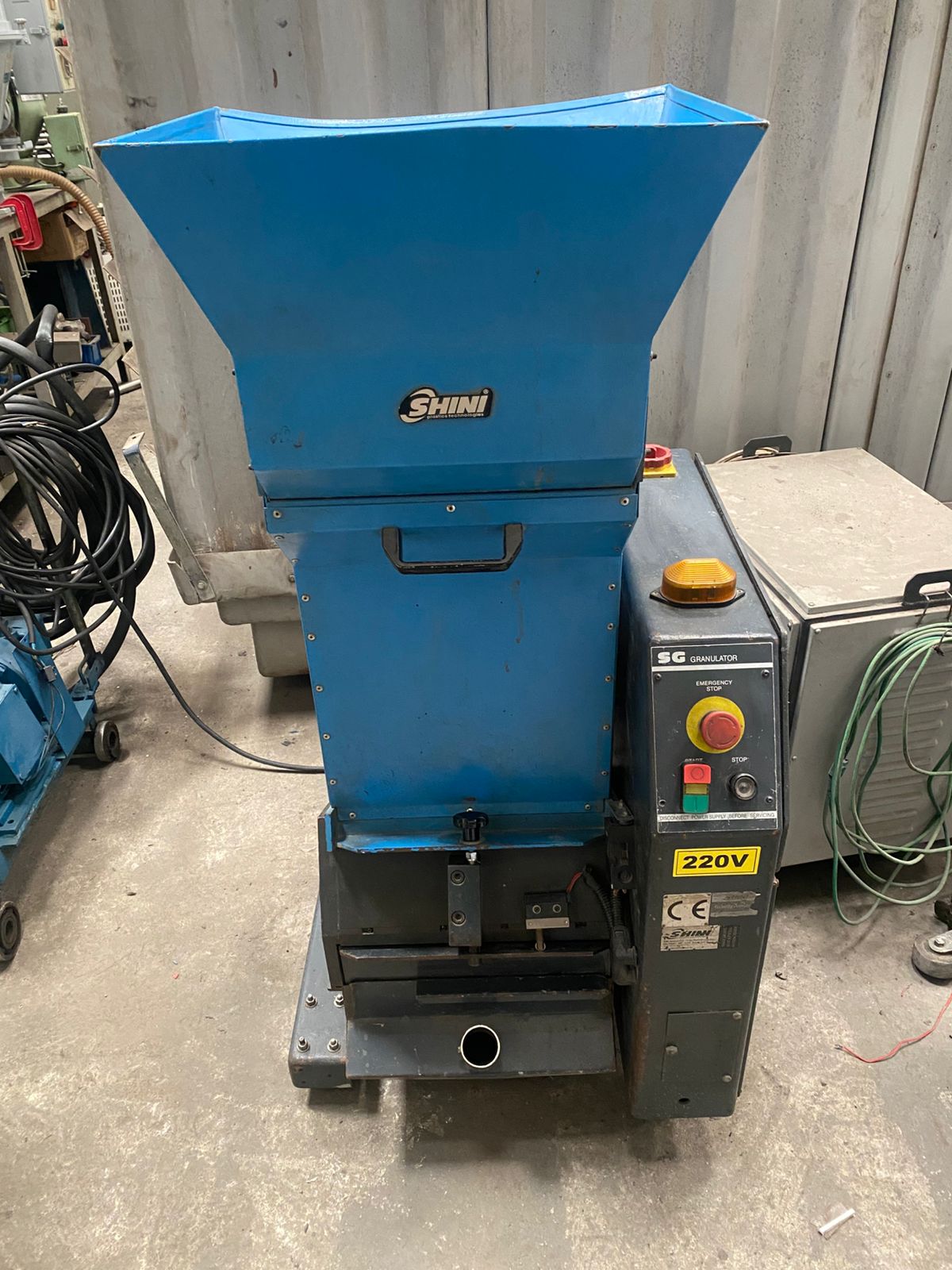 Moinho Shini, 350x160mm de boca, motor 3cv